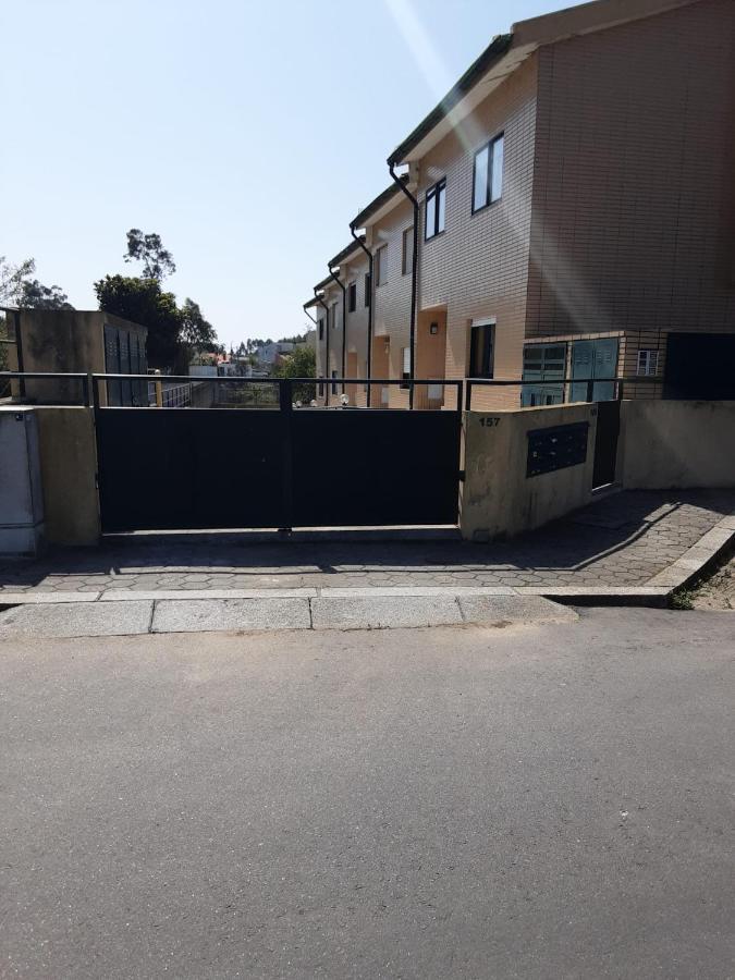 Beech-House Apartment Вила Нова ди Гая Екстериор снимка